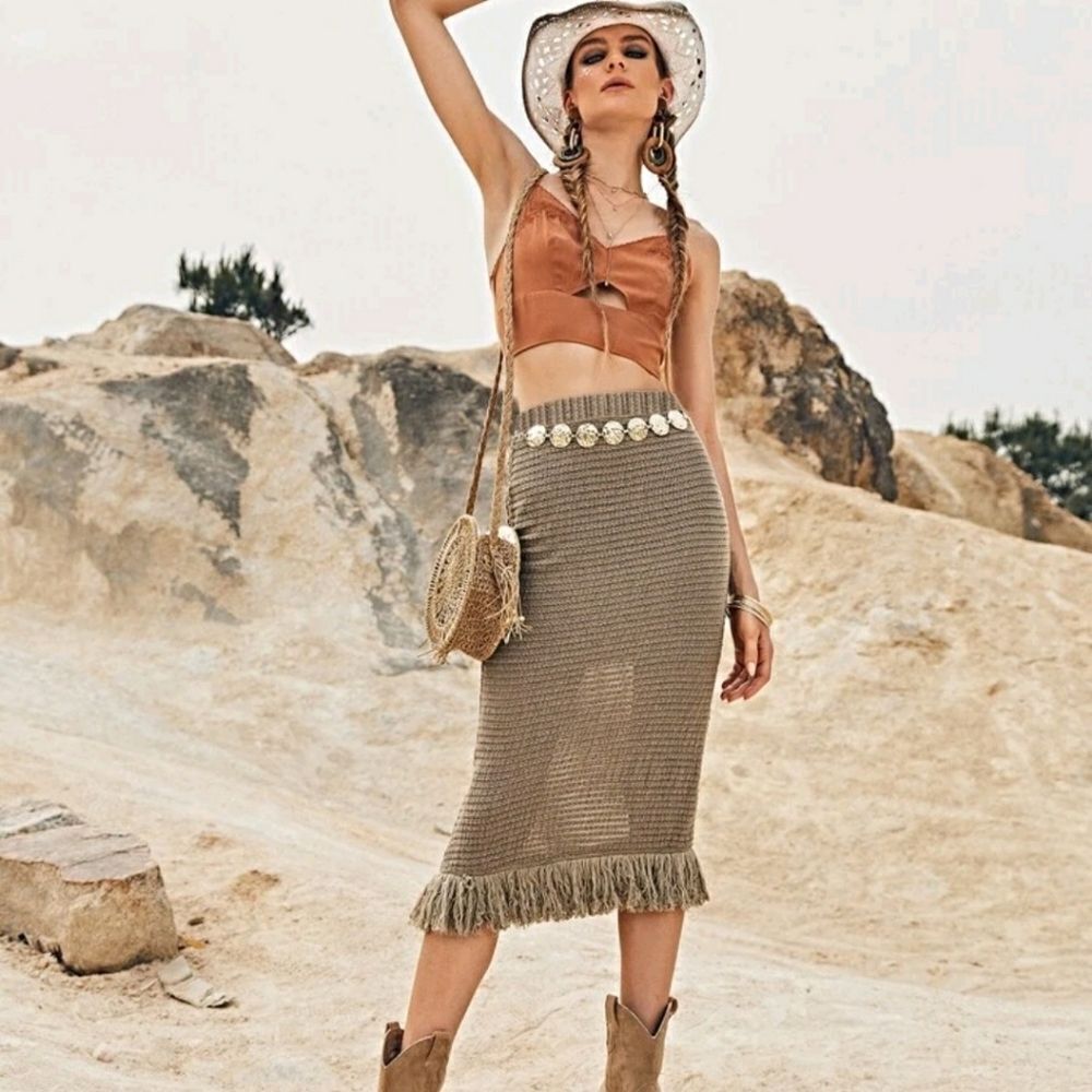 Chain Detail Fringe Hem Skirt